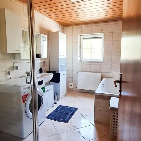 Ferienwohung- Haus Buxbaum- Naehe Woerthersee *